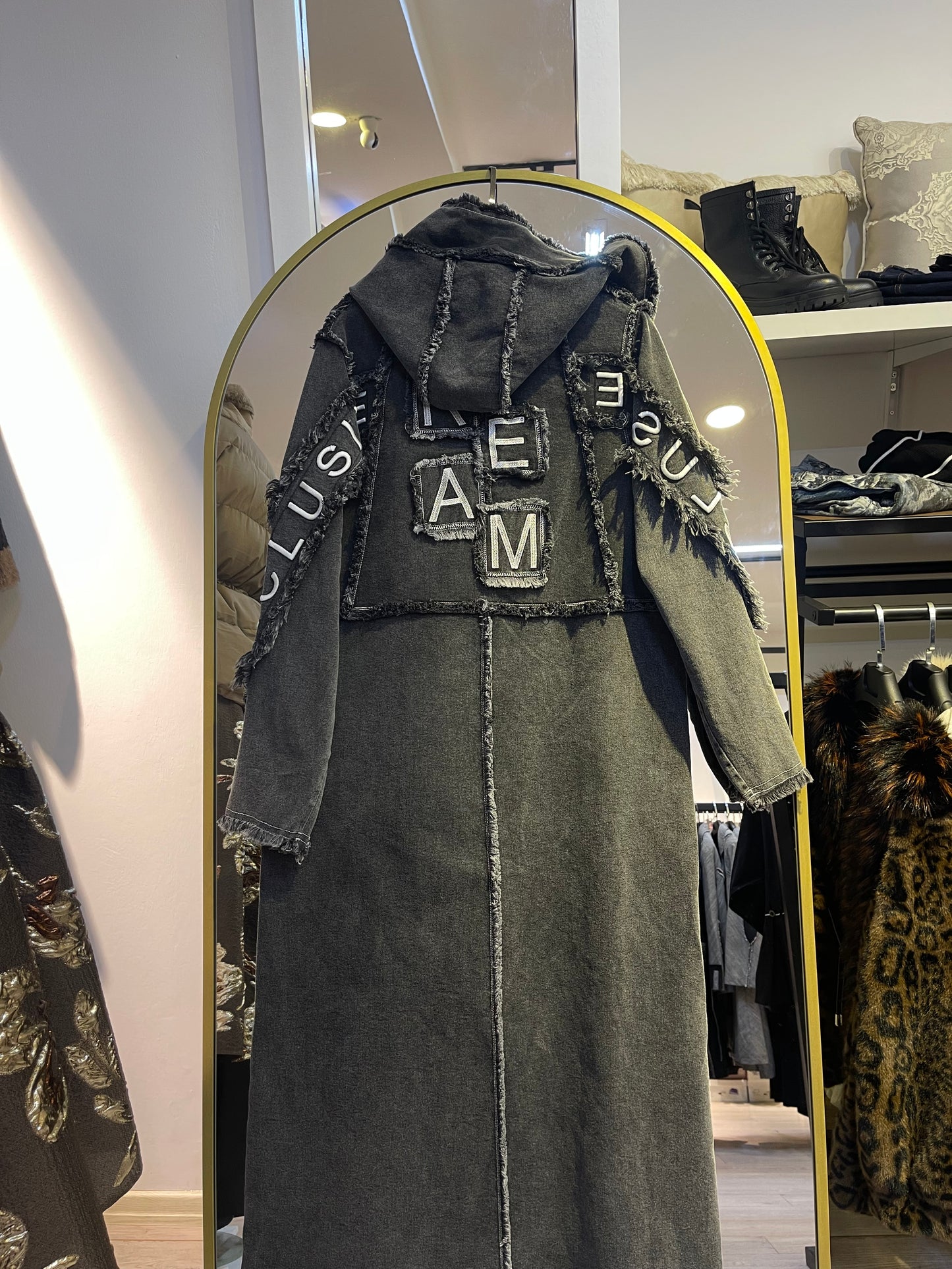 KAPÜŞONLU DENİM TRENCH